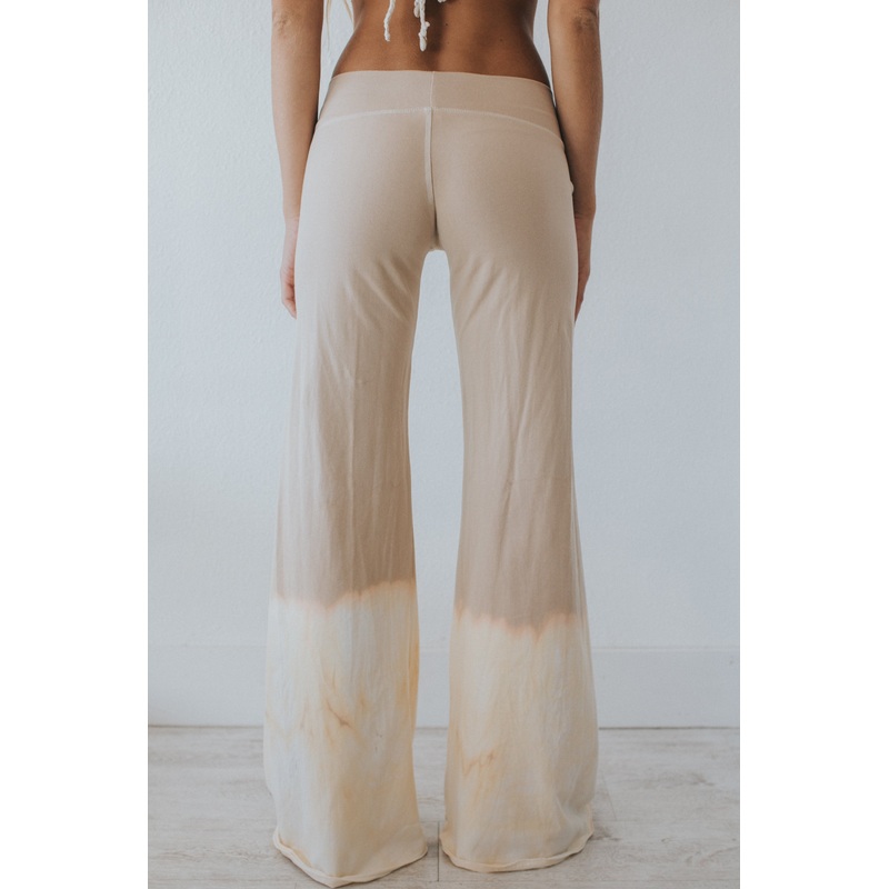 Easy Going Pants in Beige