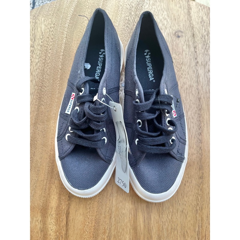 Preloved Superga