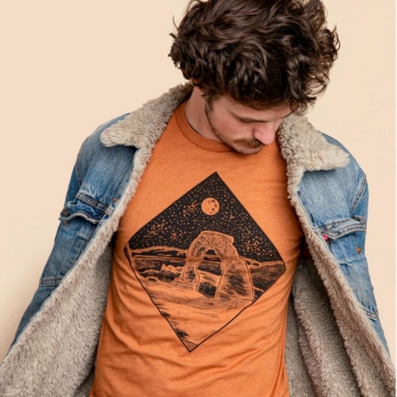 Arches Tee - Size M