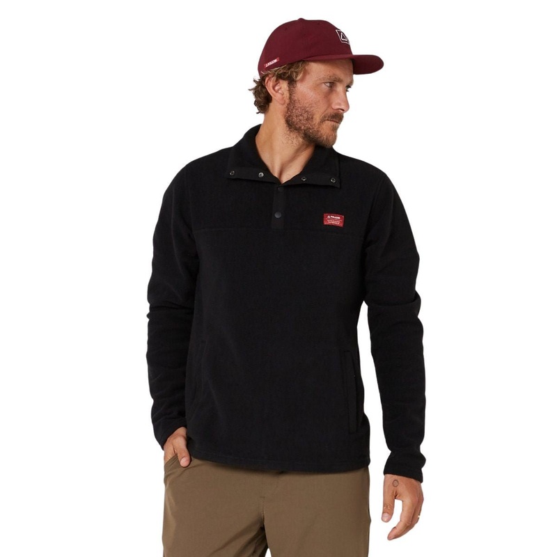 Follow Polar Crew Fleece in Black