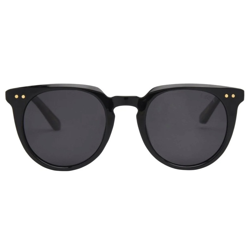 I-Sea Ella Sunglasses in Black/Smoke