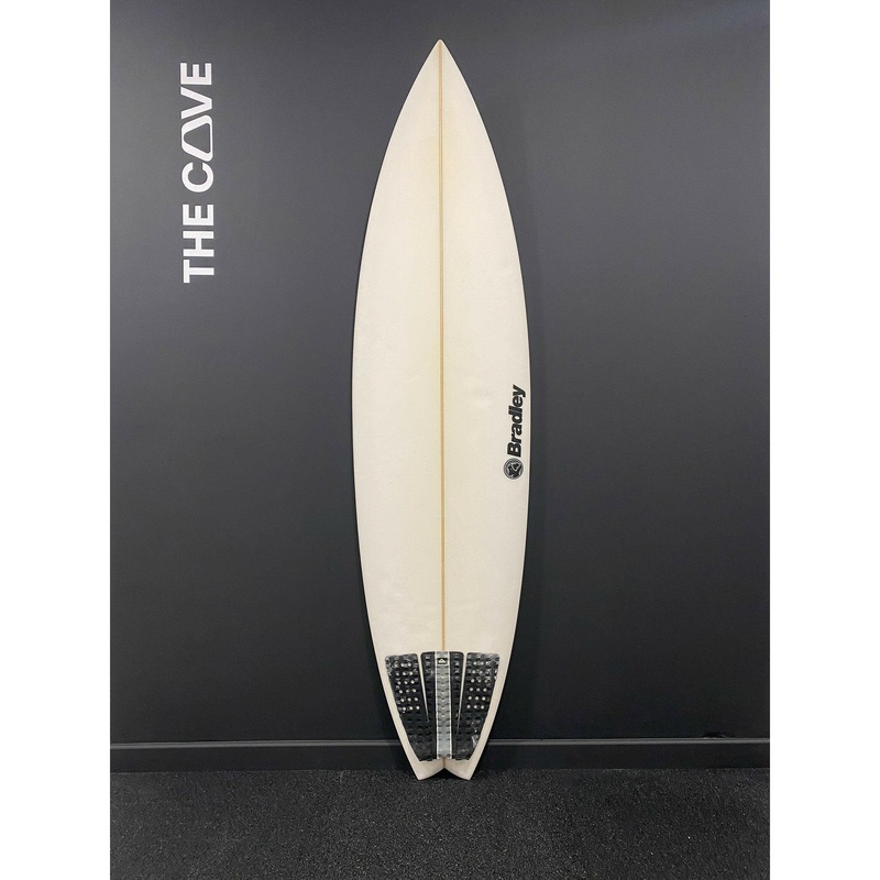 MMDKA 6'2" x 18 3/4" X  2 3/8" - 29.00L, 4x  Futures Fin Boxes, PU [Average] - ID:897351