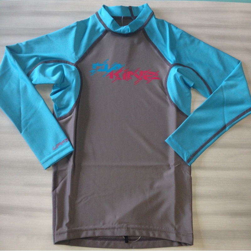Dakine Youth Rashies: Dakine Kids Heavy Duty Snug L/S